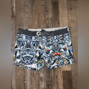 Womens Ethika